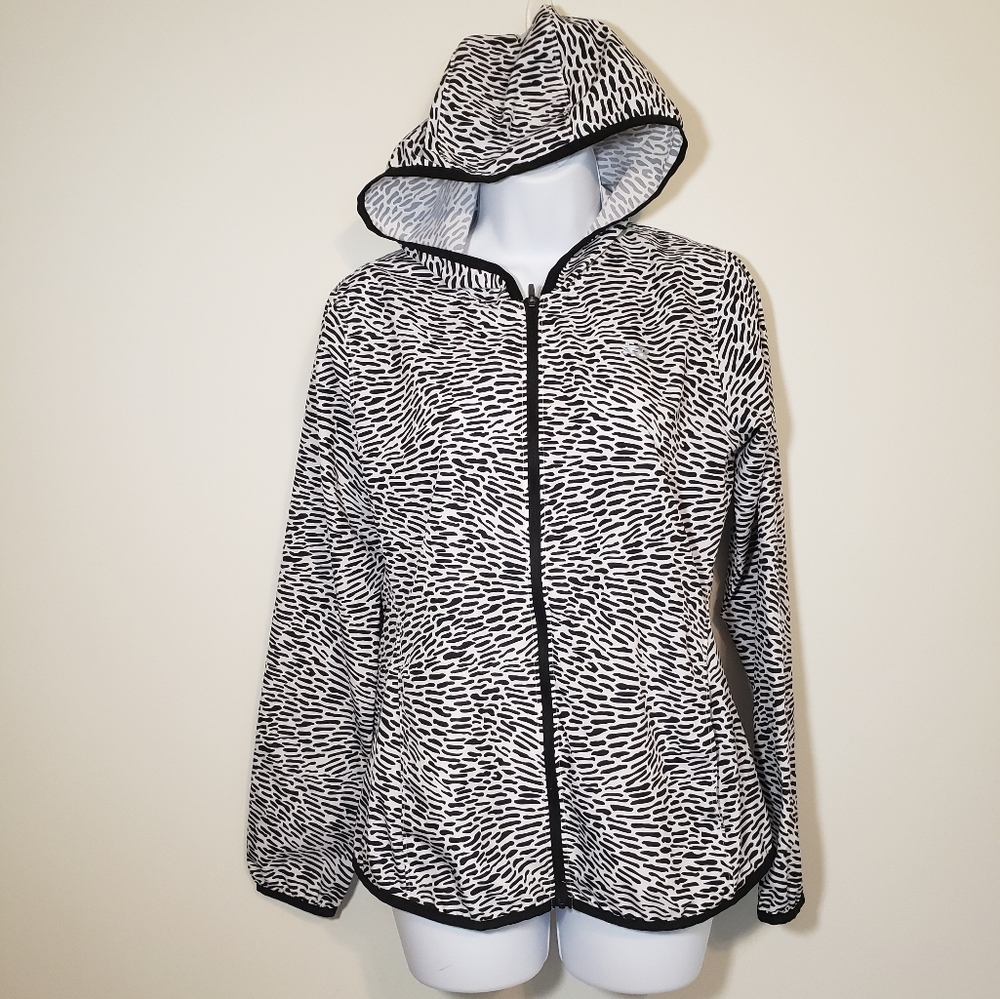 NEW BALANCE LIGHT RUNNING WORKOUT JACKET HOODED